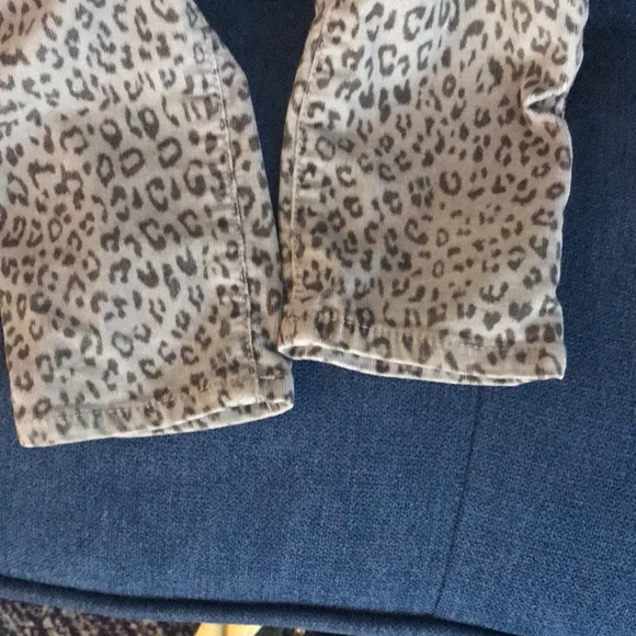 Gap Girls Grey Leopard Print Corduroy Pants - Picture 5 of 8
